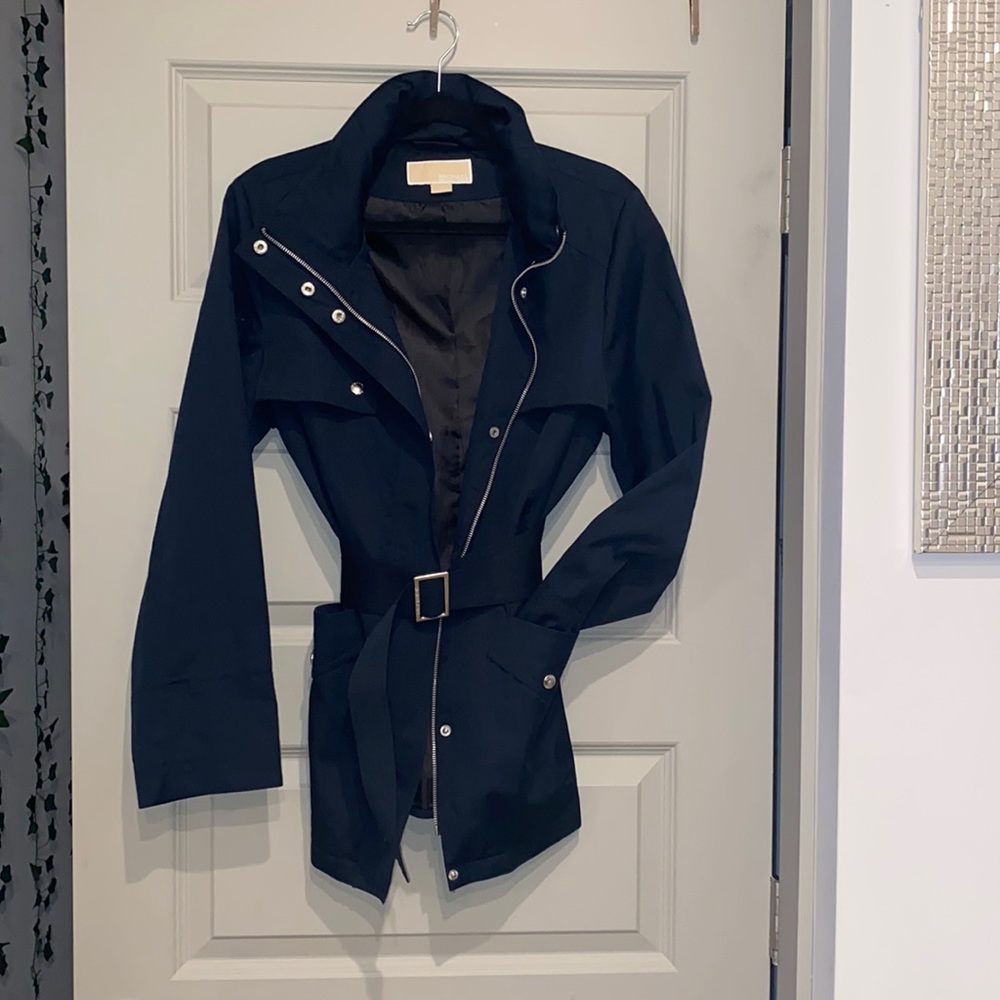 Navy Blue Large Michael Kors RAINCOAT 💙